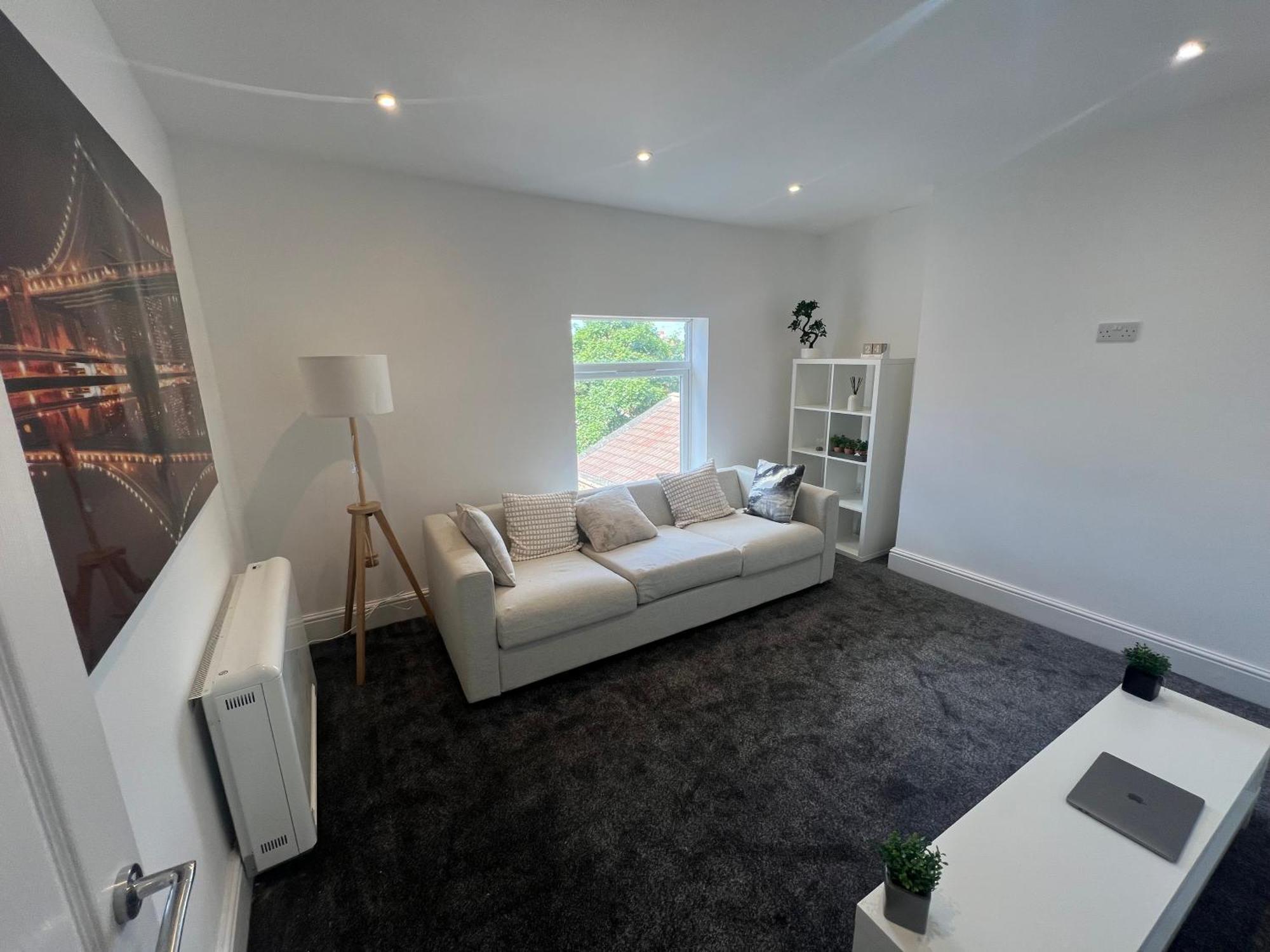 Beach House In Liverpool Waterloo Экстерьер фото